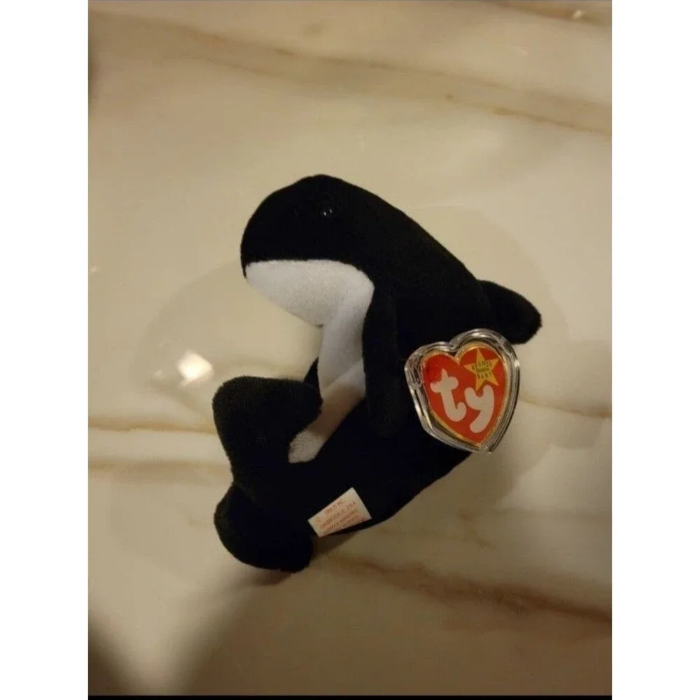 Ty Beanie Babies Waves The Whale